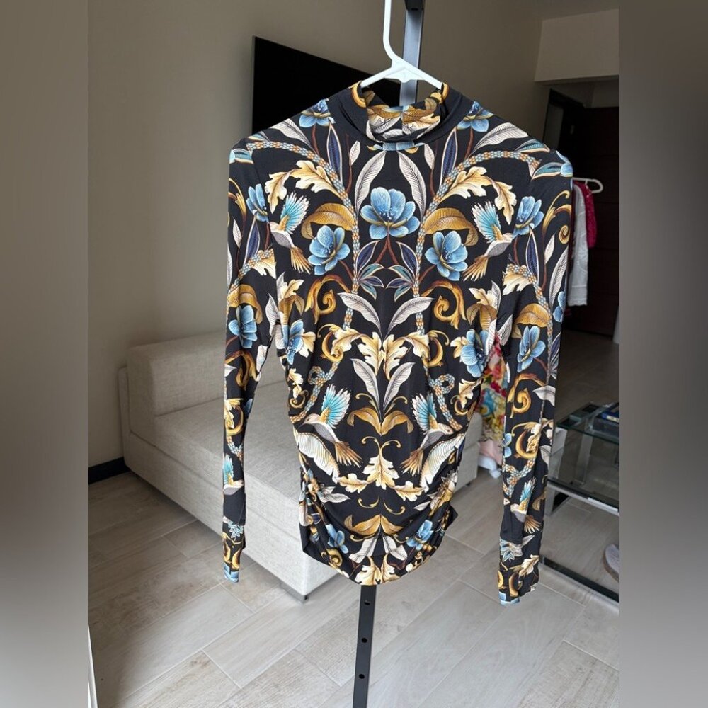 Farm Rio - Black Flowerful Garden Jersey Blouse - Picture 5 of 12